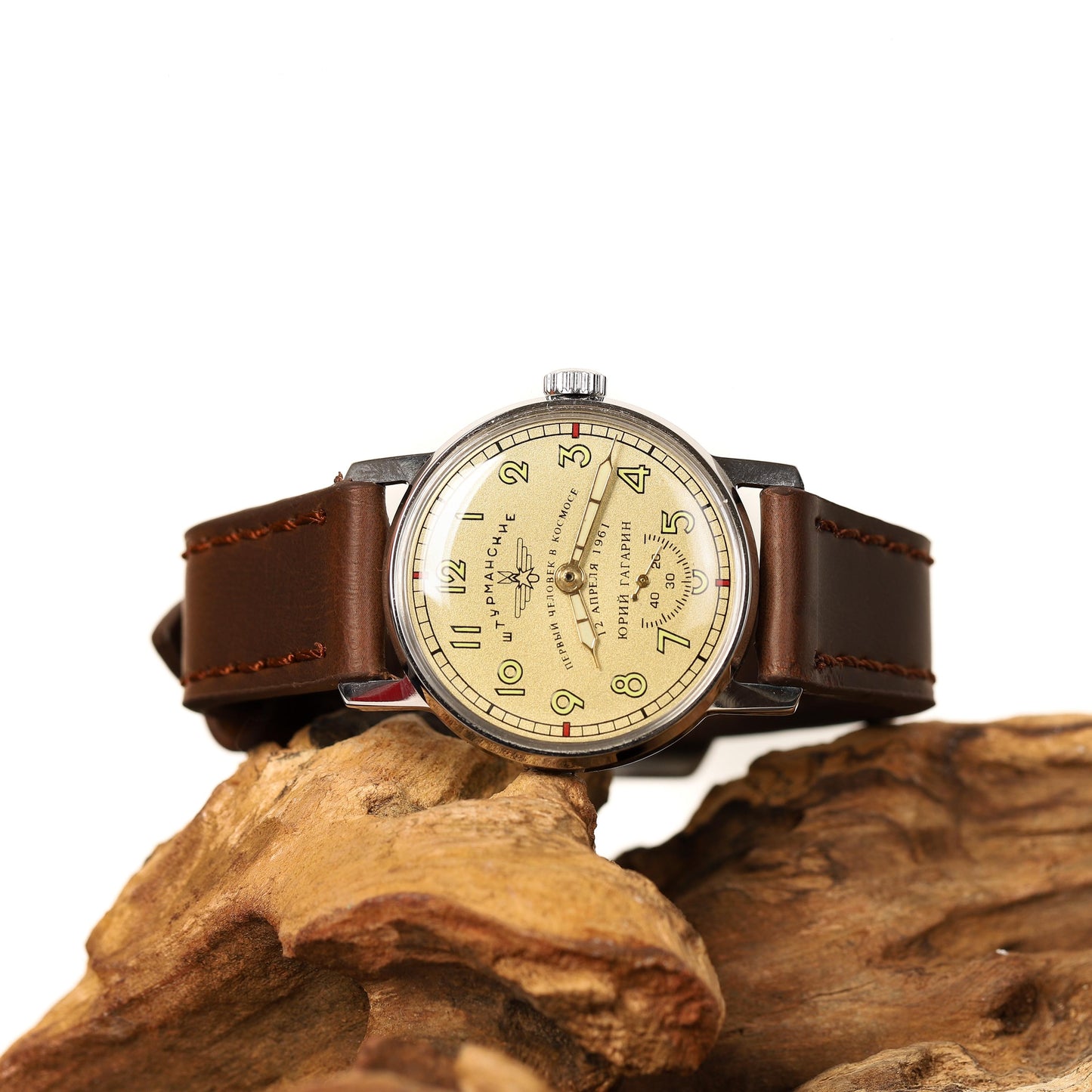 Vintage Men's Watch Shturmanskie – Yuri Gagarin's Legendary Timepiece, Historic Design, Collectible Gift, Ultimate Precision