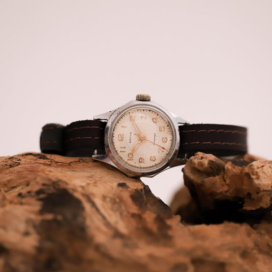 Rare 1950s “Vesna” (Spring watch) Women’s Watch – Vintage USSR Mechanical Timepiece – Soviet Era Collectible Gift for Her