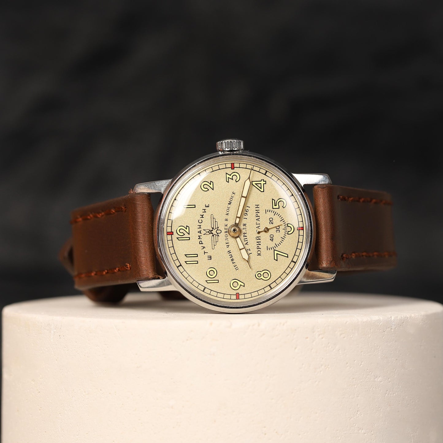 Vintage Men's Watch Shturmanskie – Yuri Gagarin's Legendary Timepiece, Historic Design, Collectible Gift, Ultimate Precision